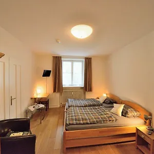 Vier Zimmer Apartment